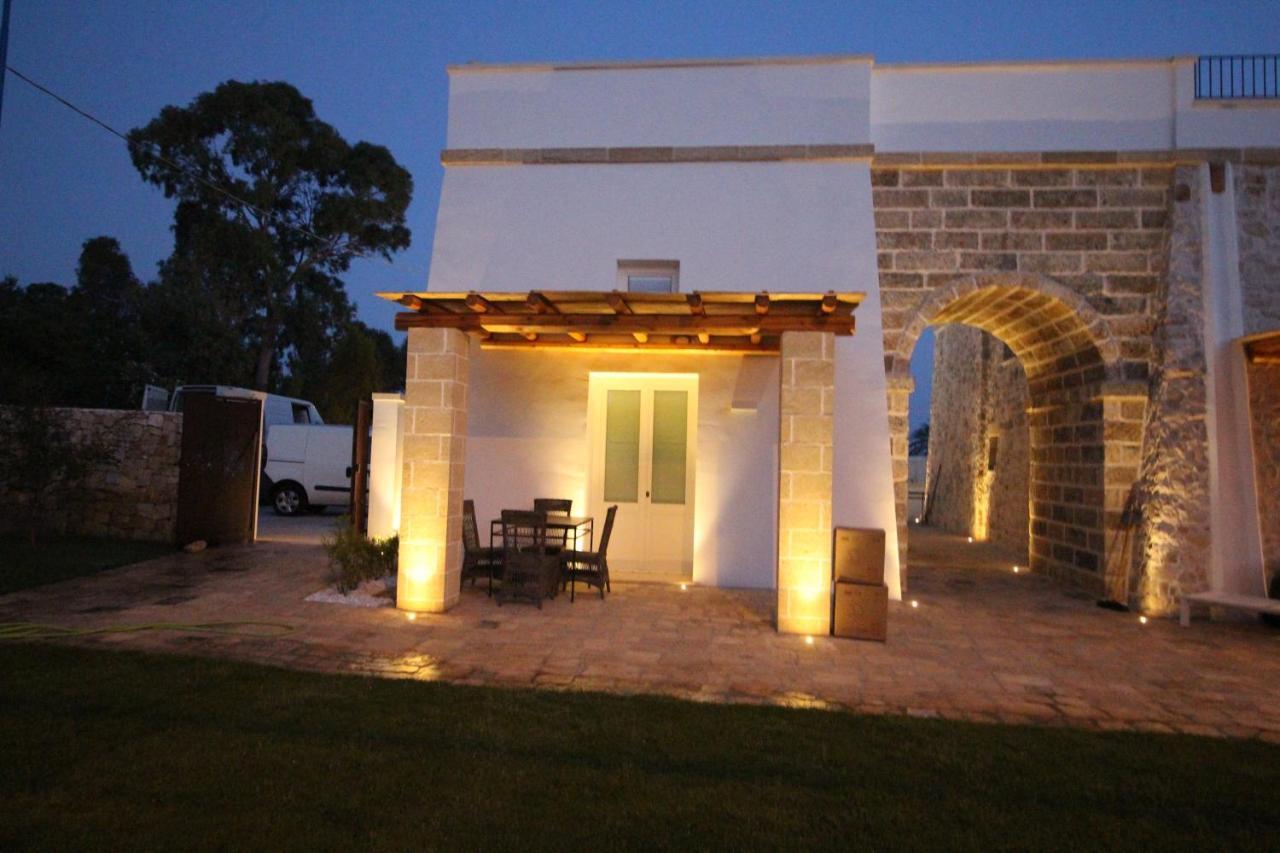 Dimora Le Site Hotel Torre Suda Bagian luar foto
