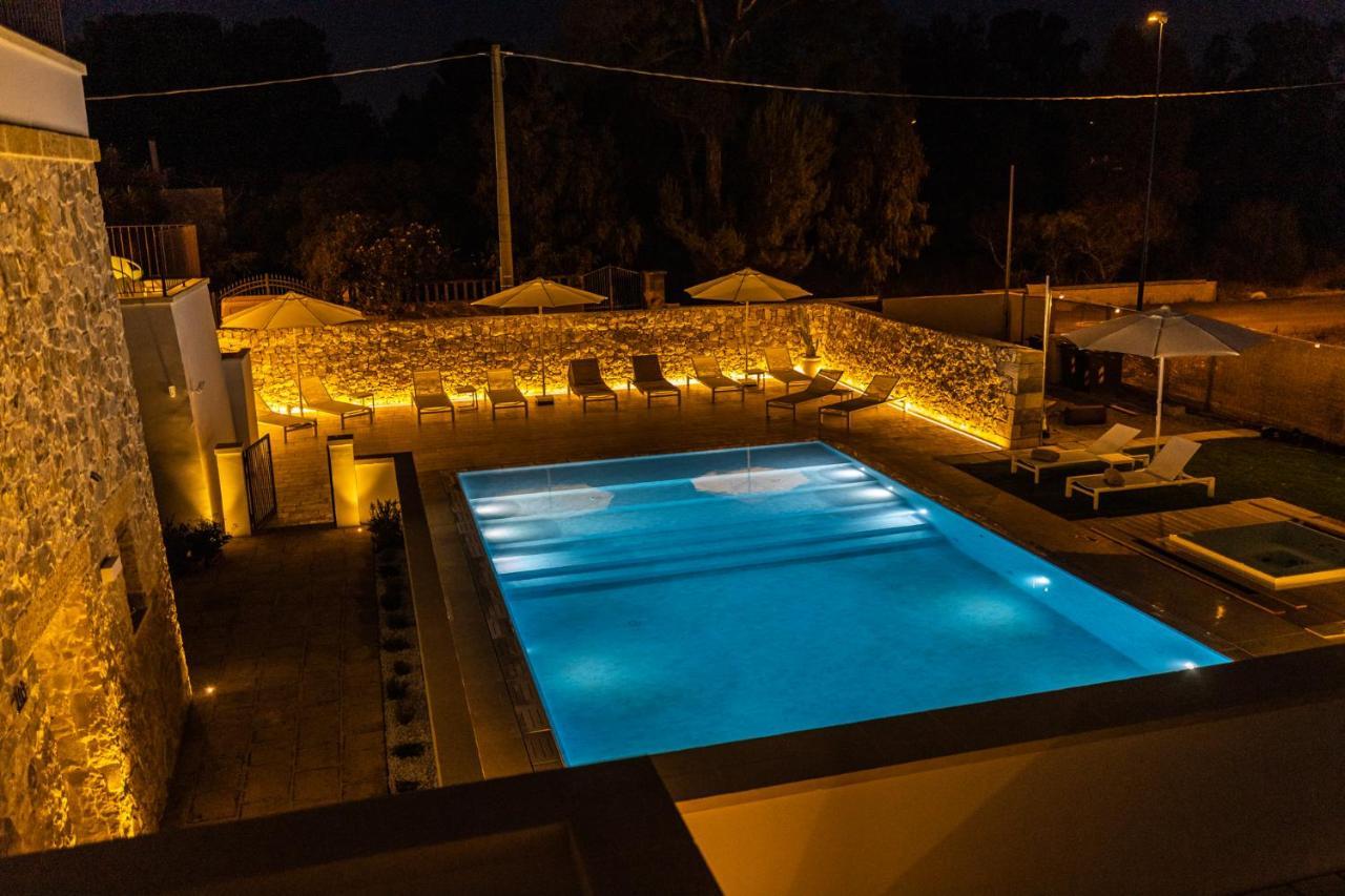 Dimora Le Site Hotel Torre Suda Bagian luar foto