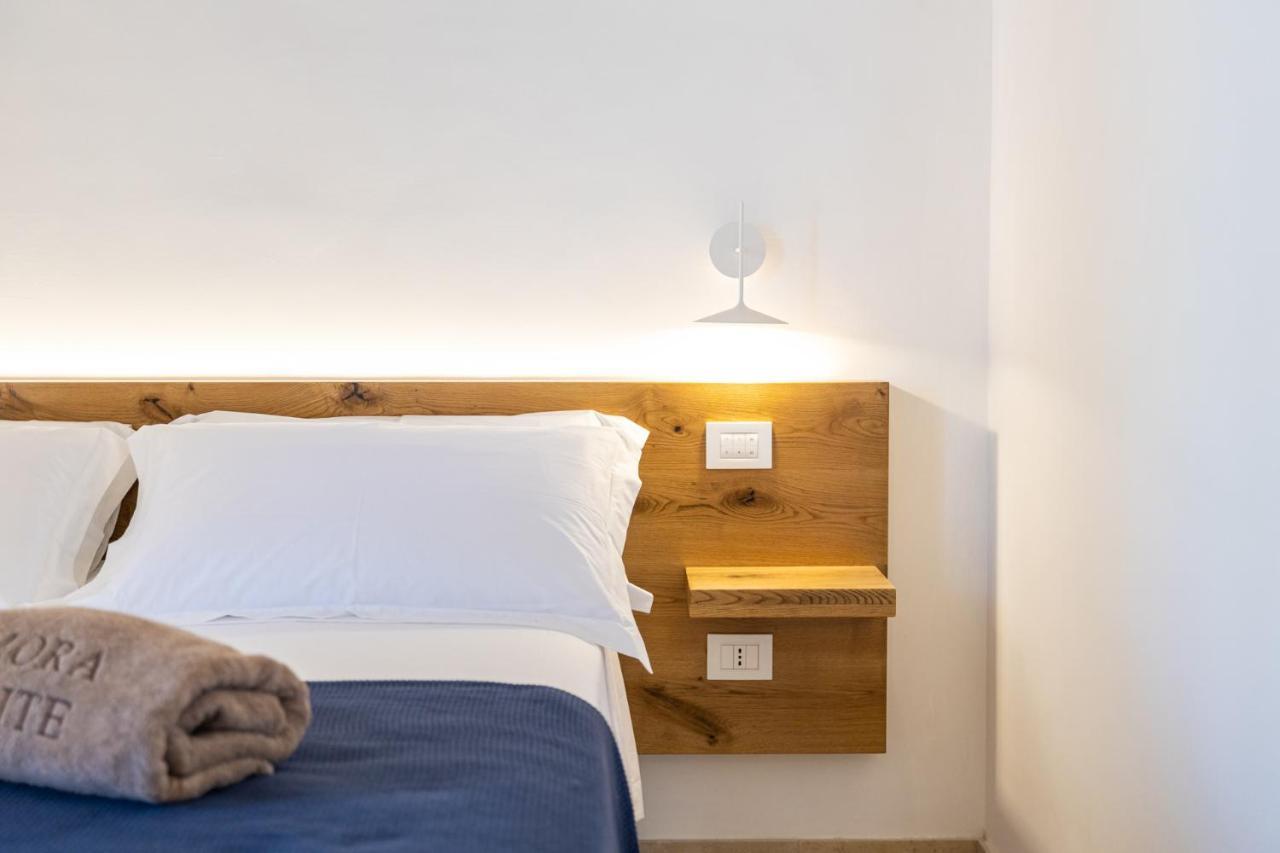 Dimora Le Site Hotel Torre Suda Bagian luar foto
