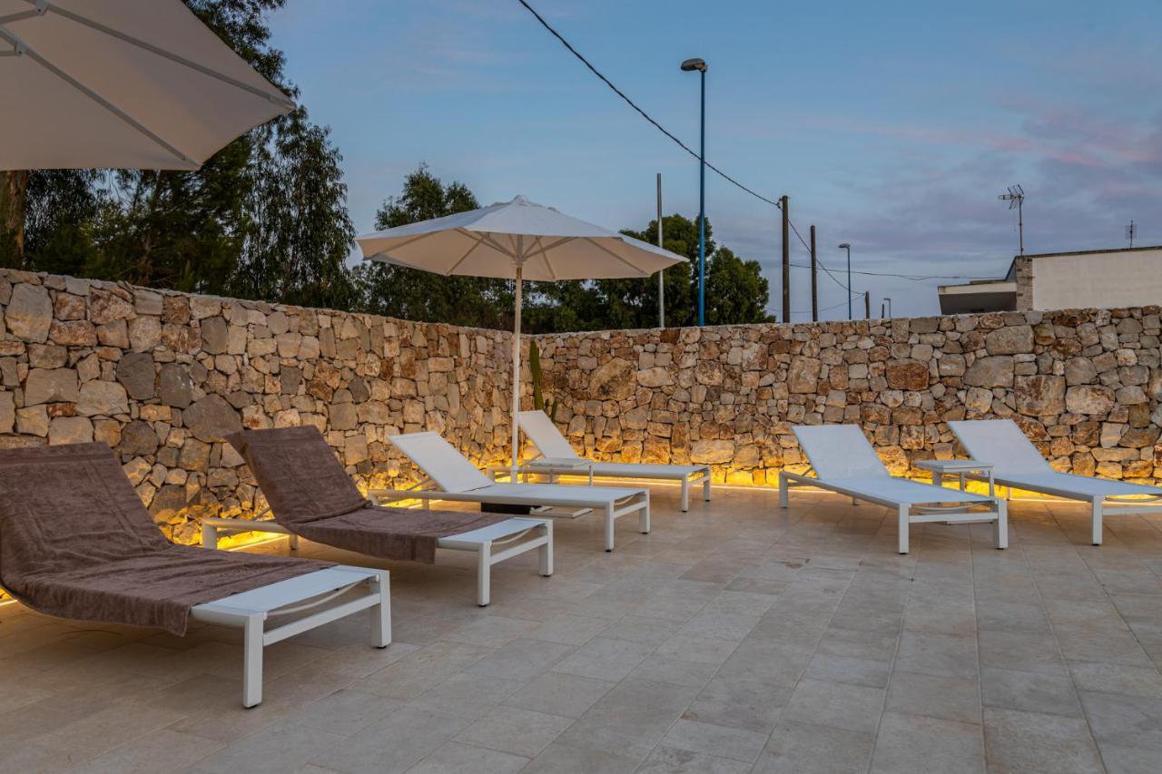 Dimora Le Site Hotel Torre Suda Bagian luar foto